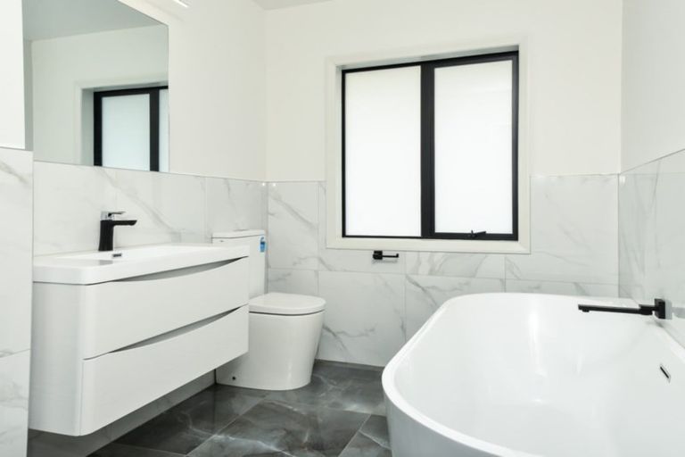 Photo of property in 6 Iwi Road, Baverstock, Hamilton, 3200