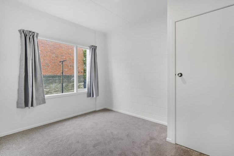 Photo of property in 1/128 London Street, Dunedin Central, Dunedin, 9016