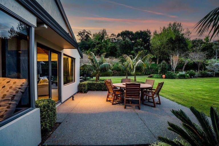 Photo of property in 371b Mangorei Road, Merrilands, New Plymouth, 4312