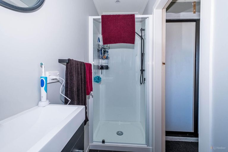 Photo of property in 10 Studholme Street, Waimate, 7924