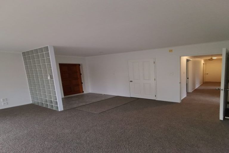 Photo of property in 33 Princeton Parade, Albany, Auckland, 0632