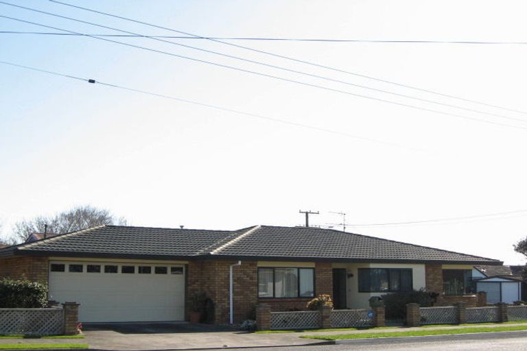 Photo of property in 4 Sanders Avenue, Westown, New Plymouth, 4310