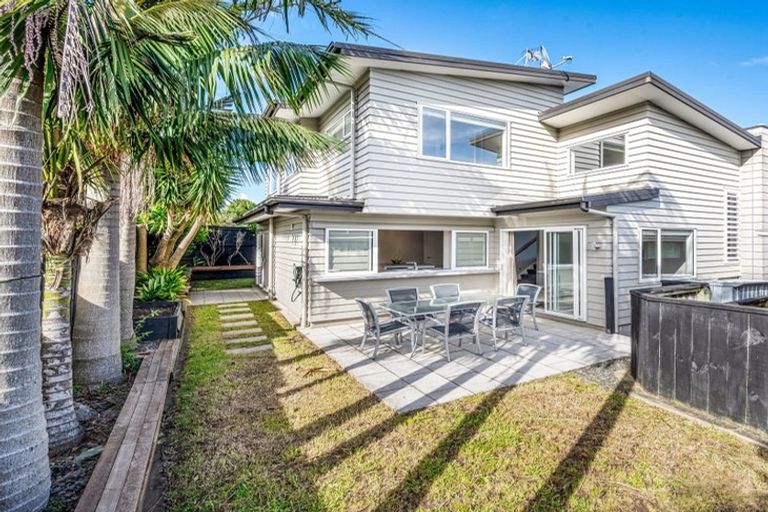 Photo of property in 1 Cosy Place, Howick, Auckland, 2014