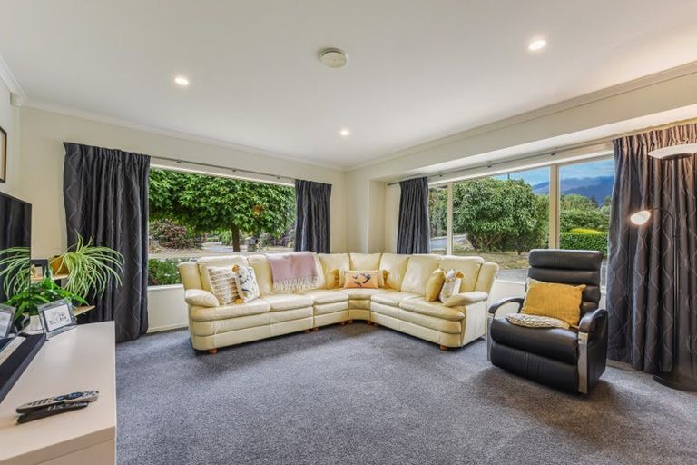 Photo of property in 34 Ngawhatu Road, Stoke, Nelson, 7011