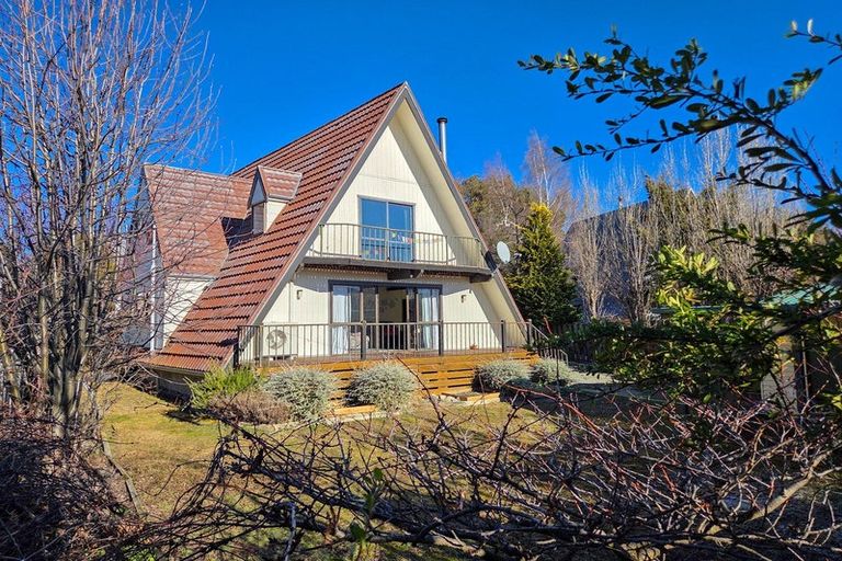 Photo of property in 29 Murray Place, Lake Tekapo, 7999