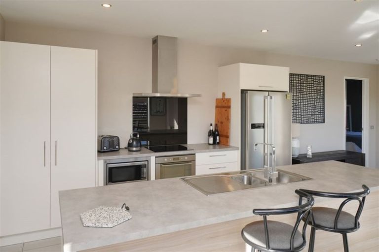 Photo of property in 38 Solander Road, Pegasus, 7612