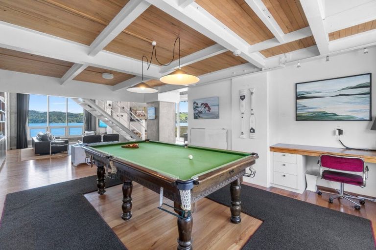 Photo of property in 88 Wallis Street, Raglan, 3225