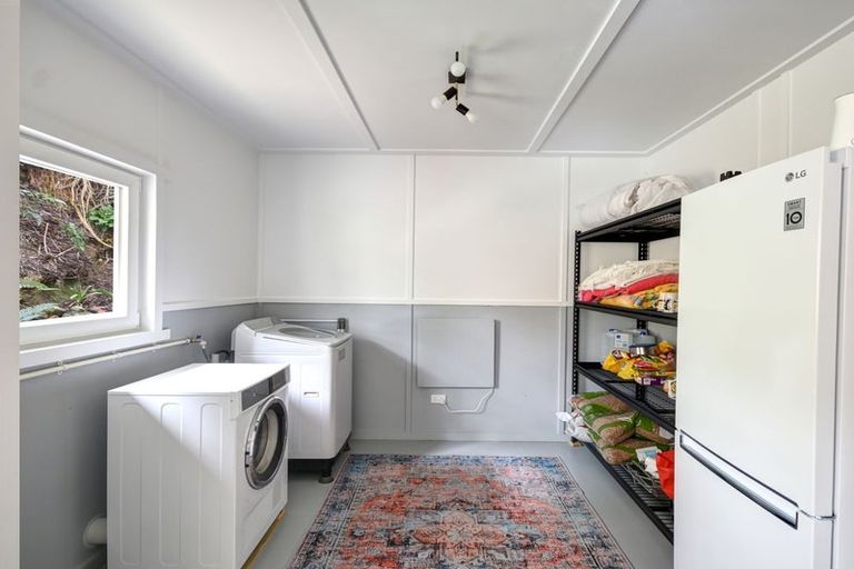 Photo of property in 11 Morepork Lane, Waipori Falls, Outram, 9073