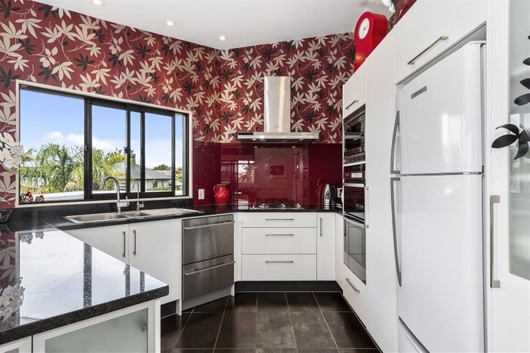 Photo of property in 5 Calypso Drive, Papamoa Beach, Papamoa, 3118