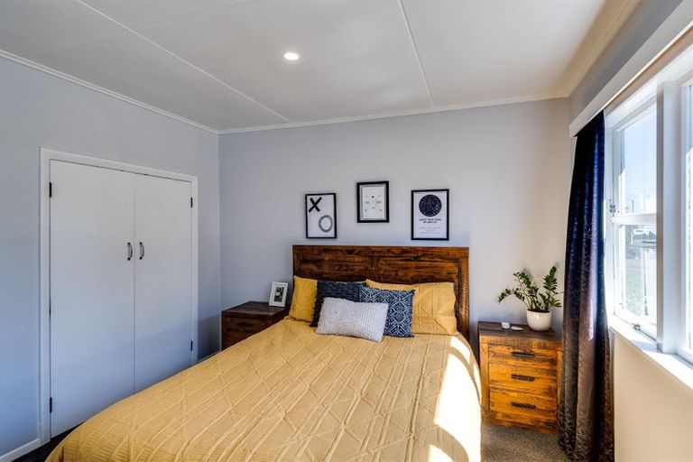 Photo of property in 57 Clarence Cox Crescent, Pirimai, Napier, 4112