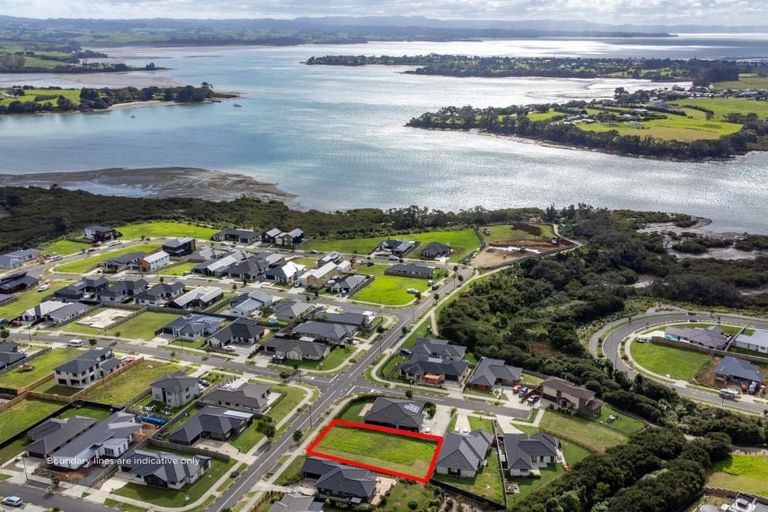 Photo of property in 18 Dame Nganeko Drive, Glenbrook, 2681