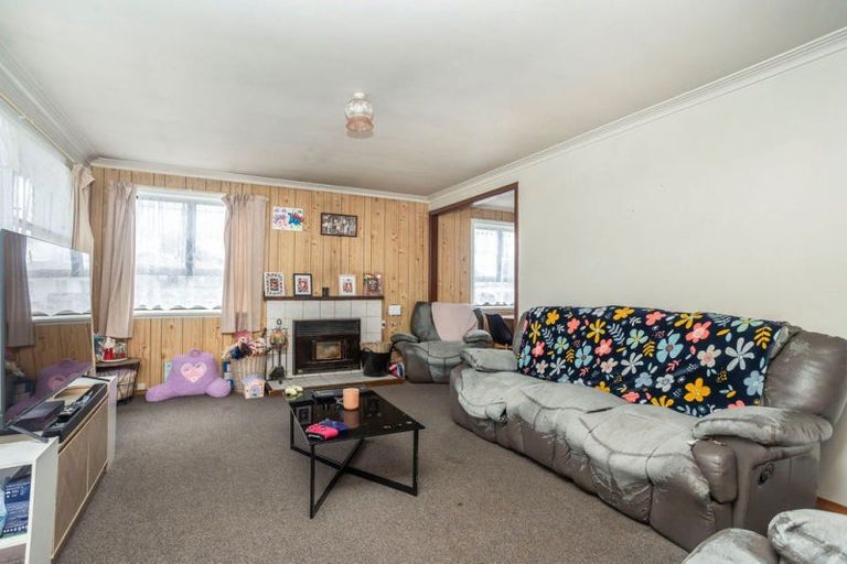 Photo of property in 56 Tennyson Street, Dannevirke, 4930