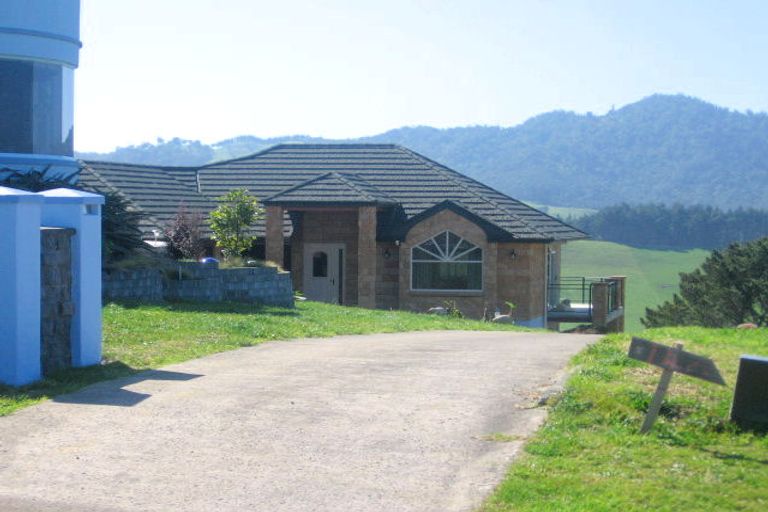 Photo of property in 146 Centennial Drive, Whitianga, 3510