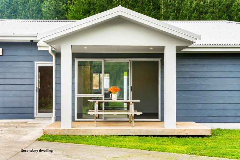 Photo of property in 770 Puketitiri Road, Puketapu, Napier, 4182