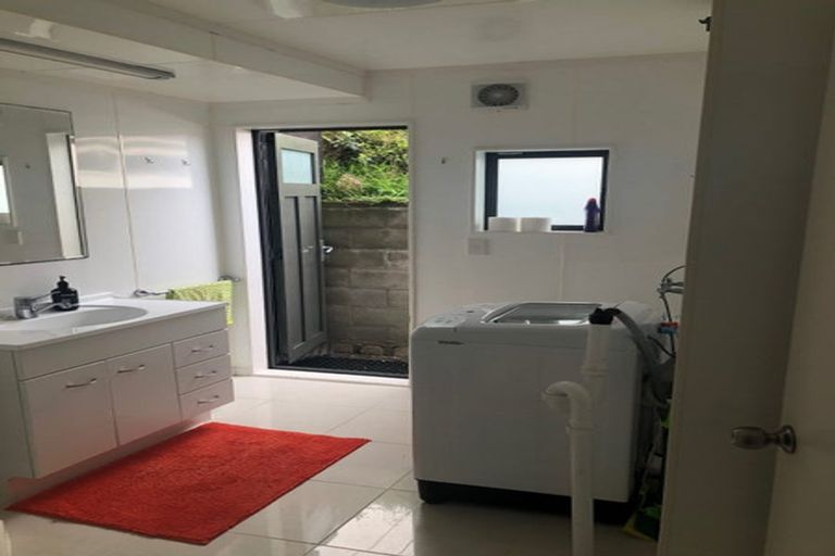 Photo of property in 84c Wexford Road, Miramar, Wellington, 6022