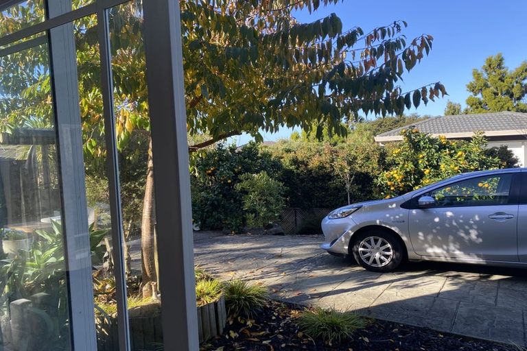 Photo of property in 39 Emlyn Place, Torbay, Auckland, 0630