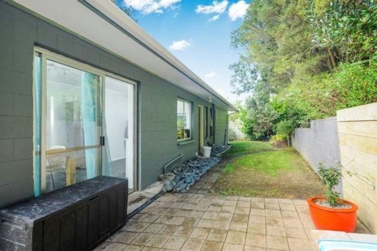 Photo of property in 1/64 Stredwick Drive, Torbay, Auckland, 0630