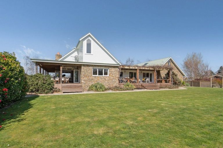 Photo of property in 3 Grey Street, Martinborough, 5711