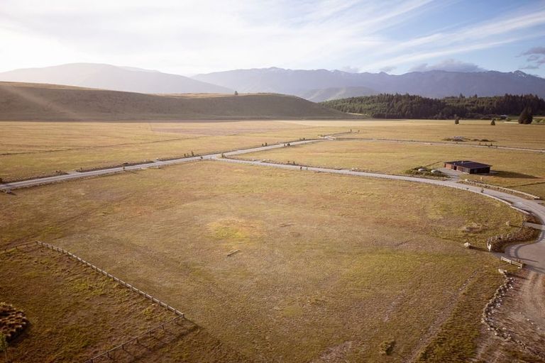 Photo of property in 6 Cameron Place, Ben Ohau, Twizel, 7999
