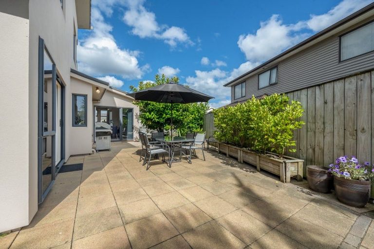Photo of property in 6 Dalcross Drive, Flat Bush, Auckland, 2016