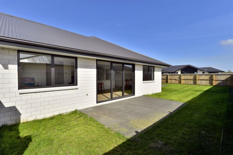 Photo of property in 33 Russell Lilley Drive, Rolleston, 7614