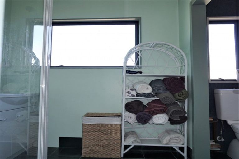 Photo of property in 1 Barclay Grove, Hokio Beach, Levin, 5571