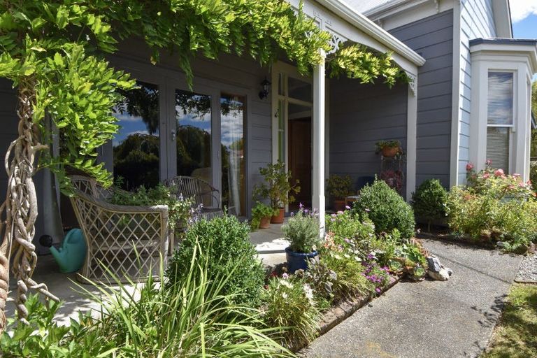 Photo of property in 16 Tyne Street, Carterton, 5713