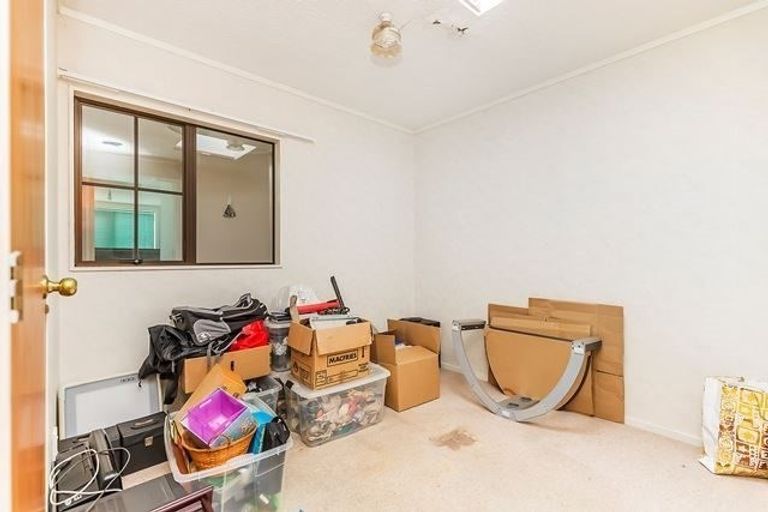 Photo of property in 304a Main Road, Tawa, Wellington, 5028