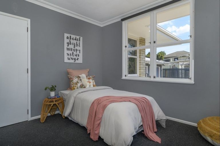 Photo of property in 19 Burrows Street, Tauranga South, Tauranga, 3112
