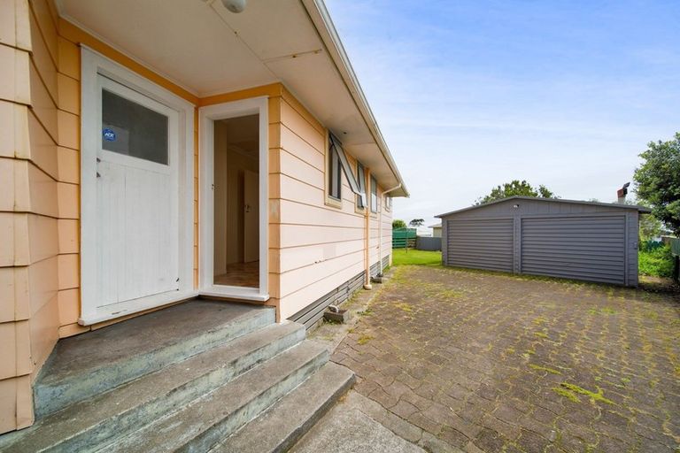 Photo of property in 34 Hume Street, Waitara, 4320