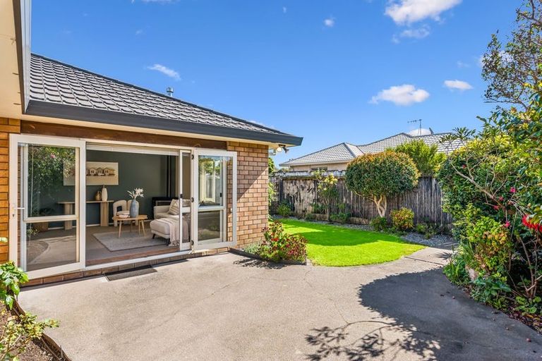 Photo of property in 37 Murray Court, Paraparaumu Beach, Paraparaumu, 5032
