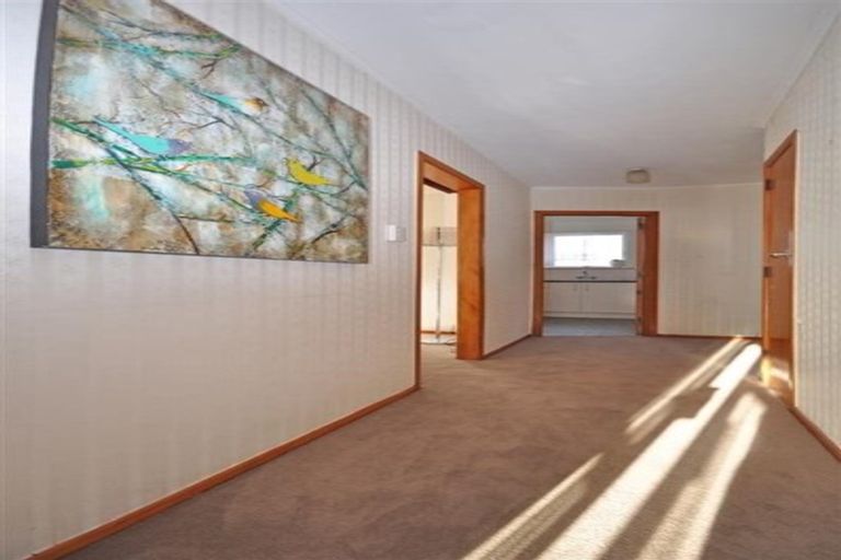 Photo of property in 216a Sturges Road, Henderson, Auckland, 0612