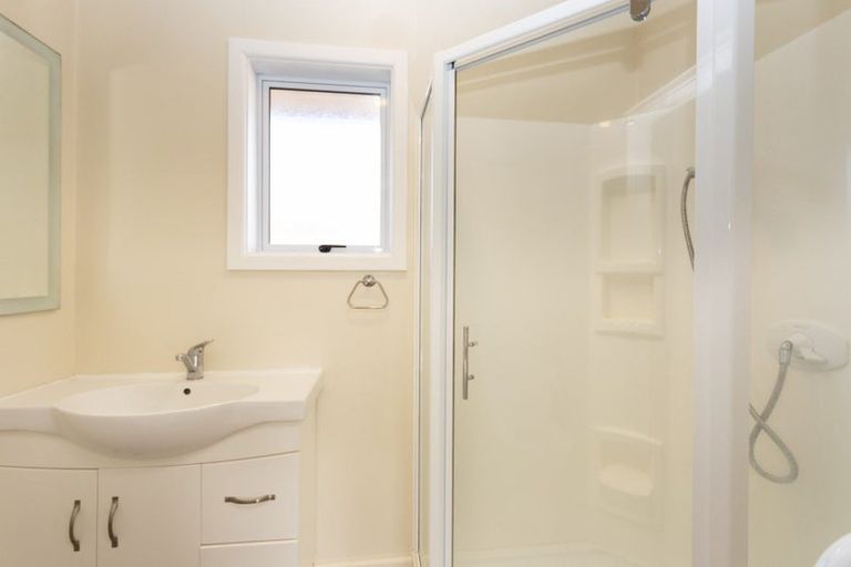 Photo of property in 1/118 Estuary Road, South New Brighton, Christchurch, 8062