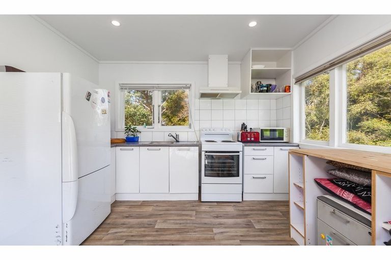 Photo of property in 59 Hauraki Road, Leigh, Warkworth, 0985