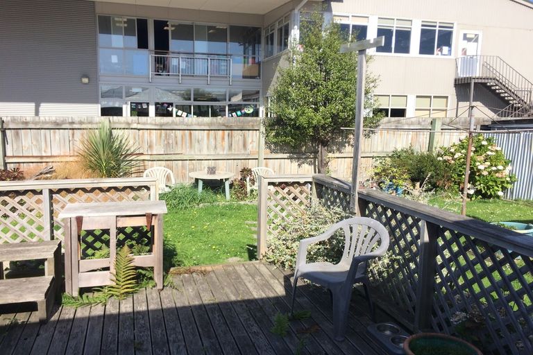 Photo of property in 139 Richardson Street, Saint Clair, Dunedin, 9012