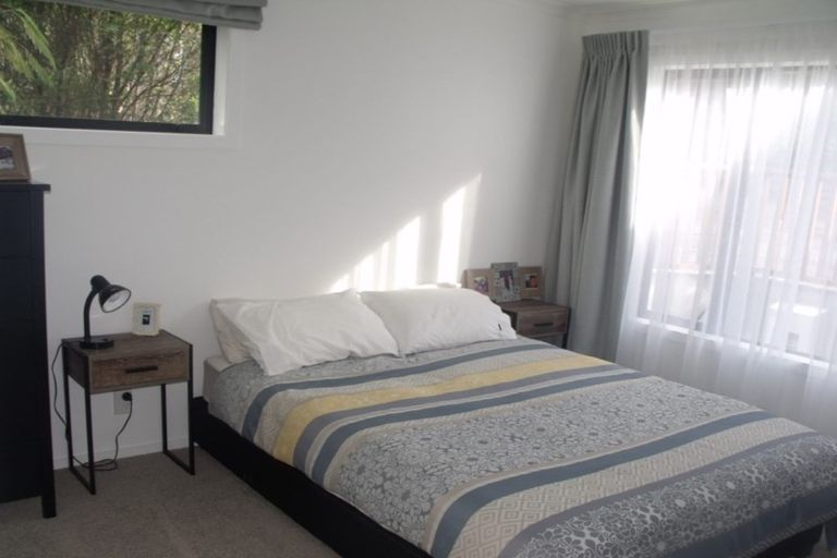 Photo of property in 17 Tauroa Road, Havelock North, 4130