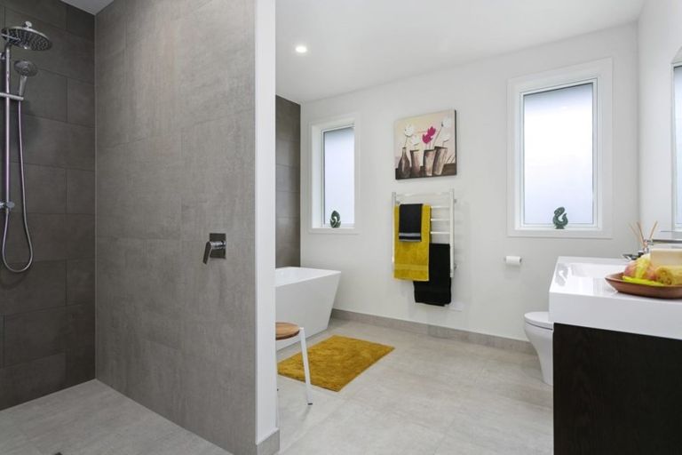 Photo of property in 13 Alan Livingston Drive, Cambridge, 3434