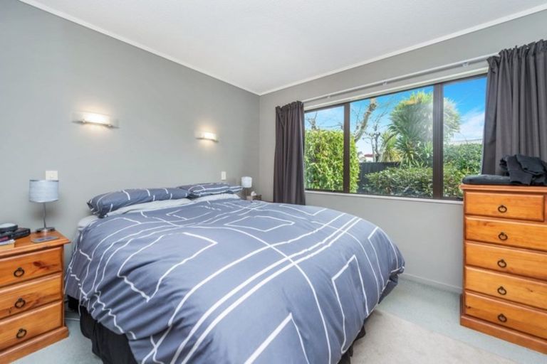 Photo of property in 12 Commodore Avenue, Flagstaff, Hamilton, 3210