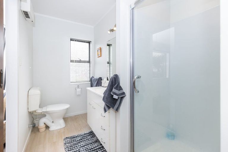 Photo of property in 27 Russleigh Drive, Dinsdale, Hamilton, 3204