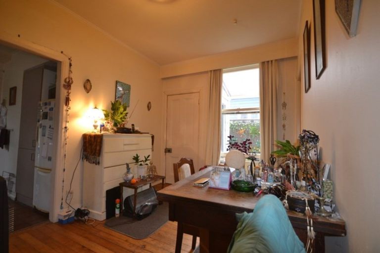 Photo of property in 102 Wilson Street, Newtown, Wellington, 6021