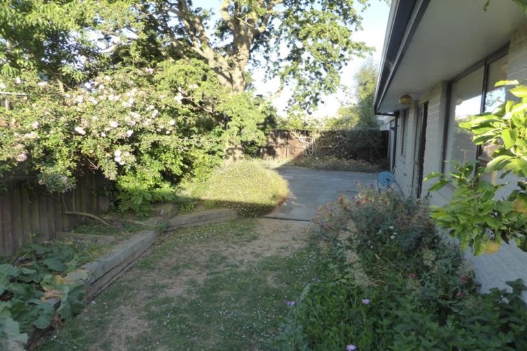 Photo of property in 1/18a Omega Place, Casebrook, Christchurch, 8051