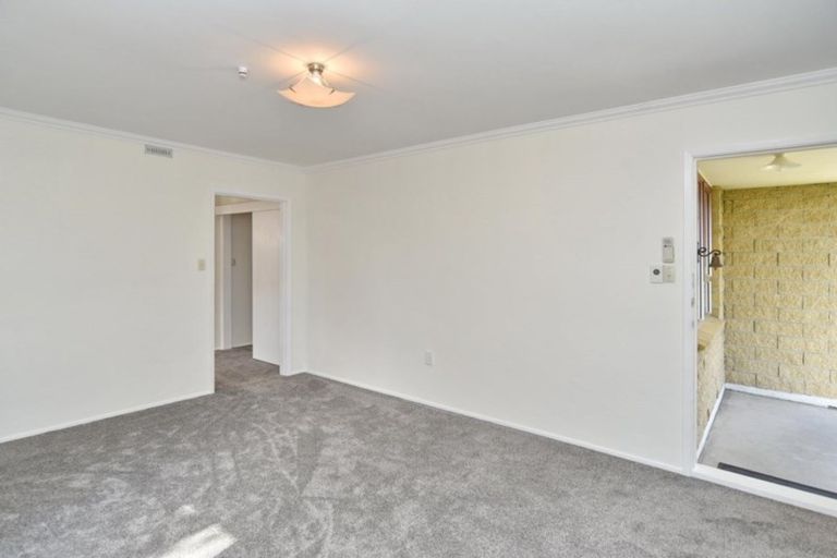Photo of property in 1/52 Stillwater Avenue, Burwood, Christchurch, 8083