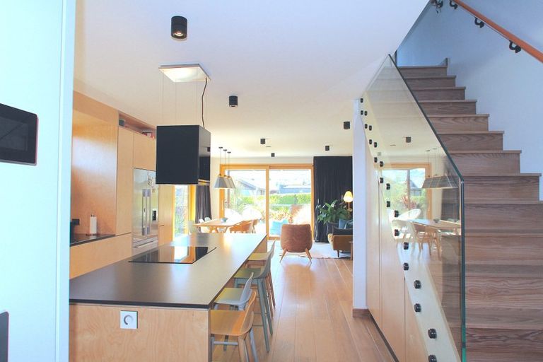 Photo of property in 6 Soudley Court, Jacks Point, Queenstown, 9371