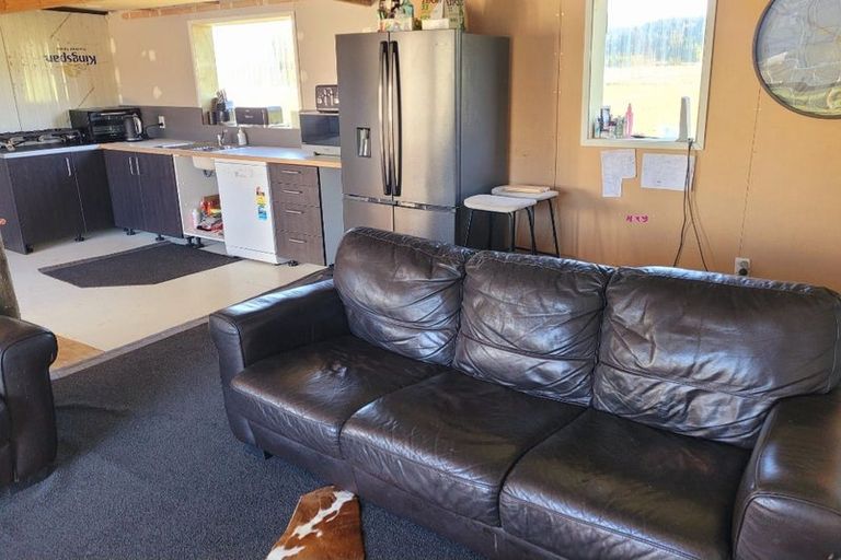 Photo of property in 173 Leedstown Road, Hunterville, Marton, 4787