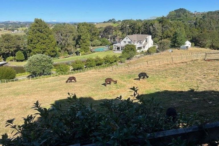 Photo of property in 9 Mott Lane, Whitford, Howick, 2571