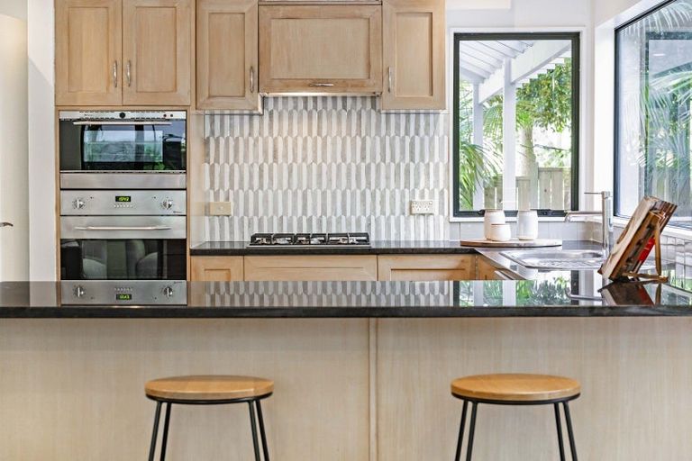 Photo of property in 260/58 Heathcote Road, Castor Bay, Auckland, 0620