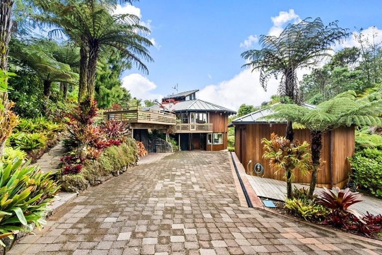 Photo of property in 50 Braemar Road, Castor Bay, Auckland, 0620
