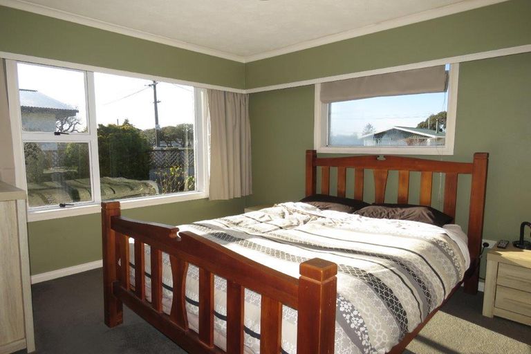 Photo of property in 120 Stobo Street, Grasmere, Invercargill, 9810