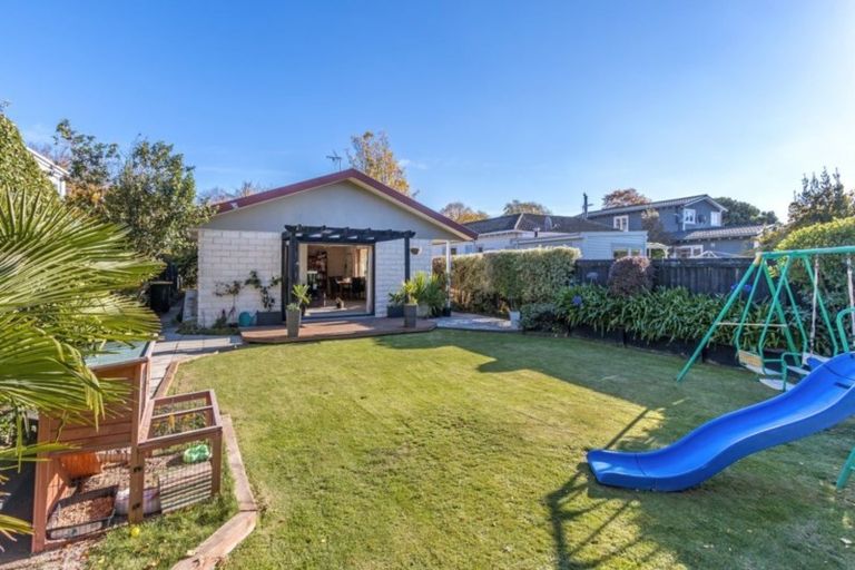 Photo of property in 35a Tainui Street, Somerfield, Christchurch, 8024