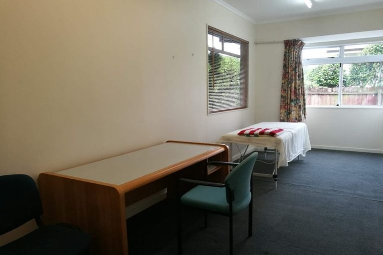 Photo of property in 440 Papanui Road, Strowan, Christchurch, 8052